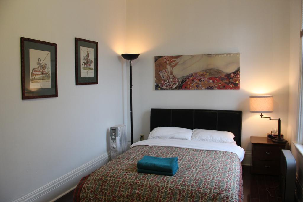 Spadina 11 Guesthouse Toronto Cameră foto